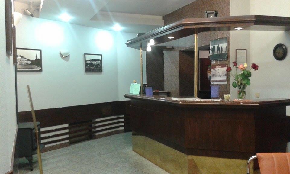 Hotel Saloon 즐린 외부 사진