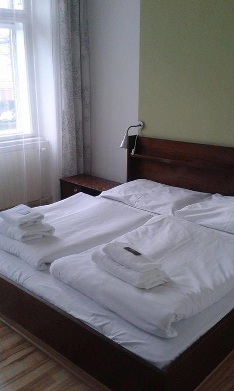 Hotel Saloon 즐린 객실 사진