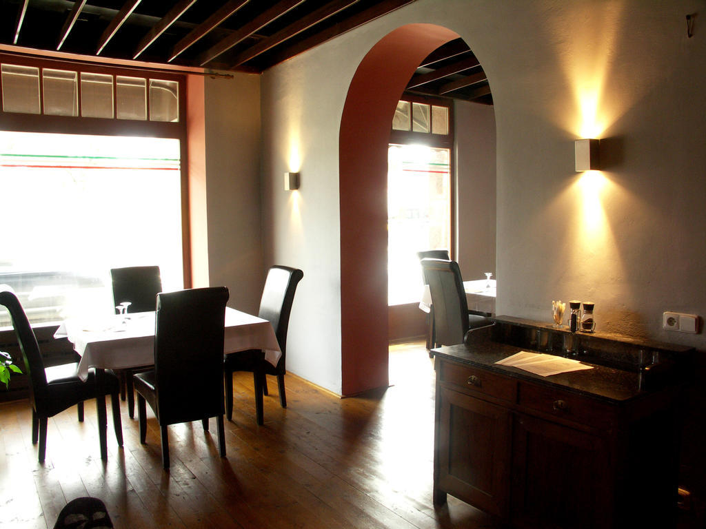 Hotel Saloon 즐린 외부 사진